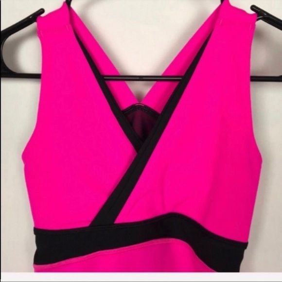 Lululemon Deep V Raspberry Athletic Tank Size 4 - Picture 3 of 9